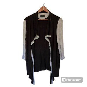 Ellen Tracy Women's L  Gray Black 3/4 Sleeve Blouse Top Cover Up Waterfall Wrap